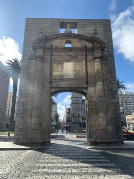 Roteiro pela Cidade Velha: centro histórico de Montevidéu /roteiro-pela-cidade-velha-centro-historico-de-montevideu