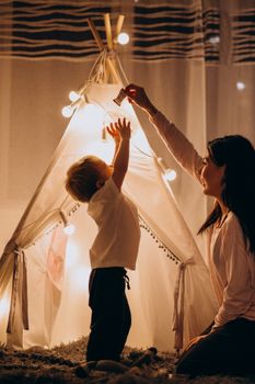 Luminárias que vão ajudar você a criar um ambiente acolhedor e seguro para o seu bebê. /luminarias-que-vao-ajudar-voce-a-criar-um-ambiente-acolhedor-e-seguro-para-o-seu-bebe