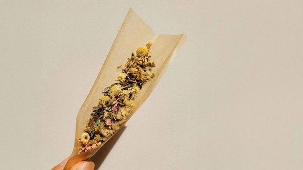 Kumbaya: o que é e como usar o blend com cannabis /kumbaya-o-que-e-e-como-usar-o-blend-com-cannabis