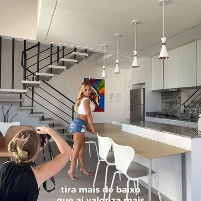 Reflexo da Pose- Aprenda Direção e Pose Fotográfica /reflexo-da-pose-aprenda-direcao-e-pose-fotografica