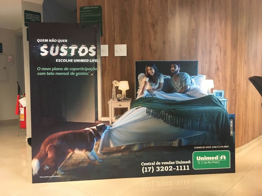 Display e Cavaletes - 1