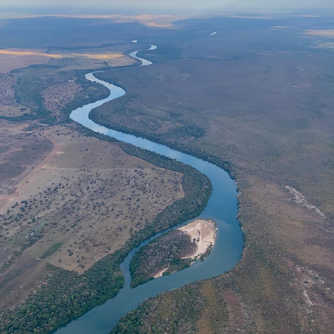 , Brazil. I just love that perspective one gets from a certain altitude. Rio das Mortes Mato Grosso. Adoro esta perspective🤩 - 1