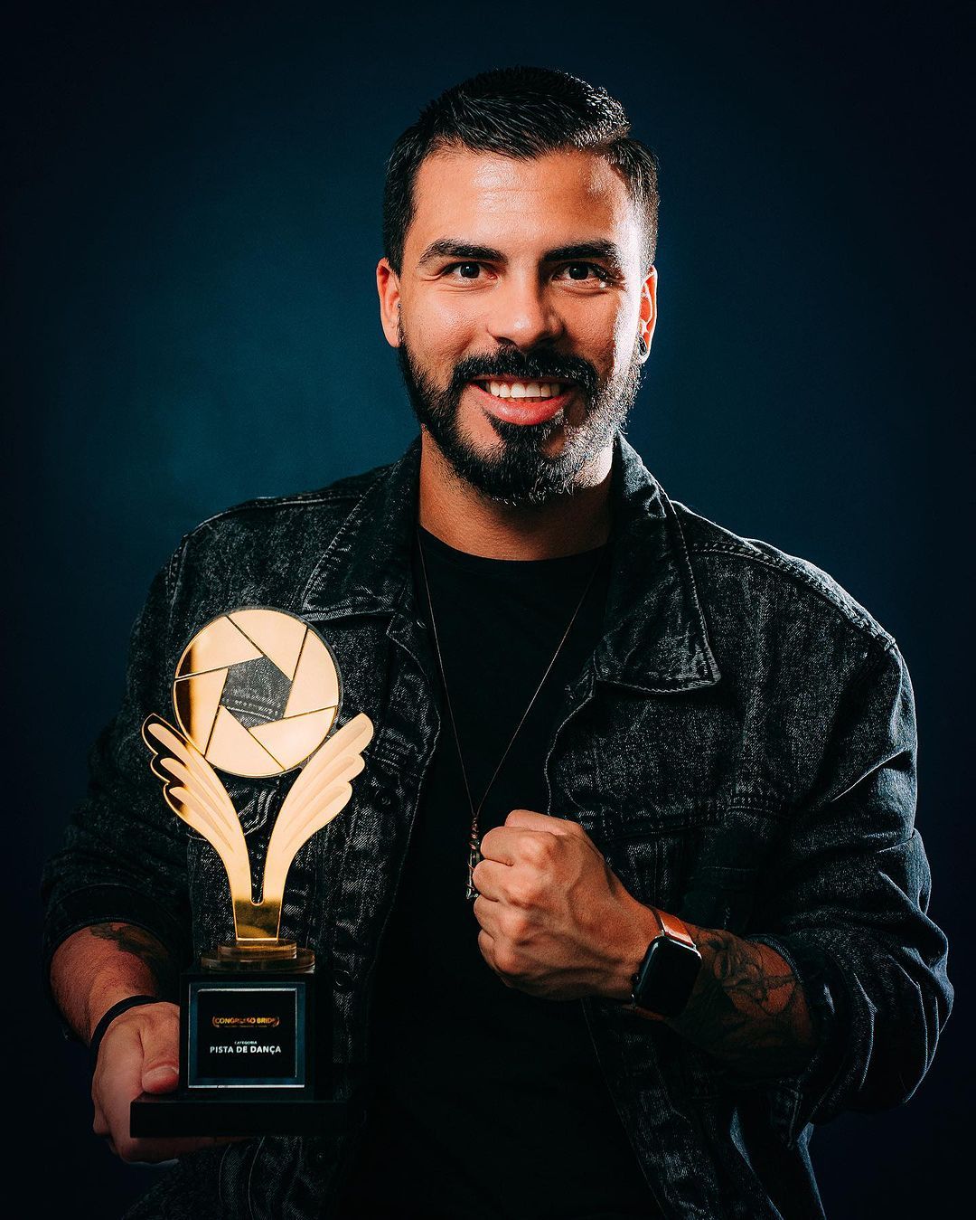 1˚ Primeiro Lugar no Prêmio Bride - 1