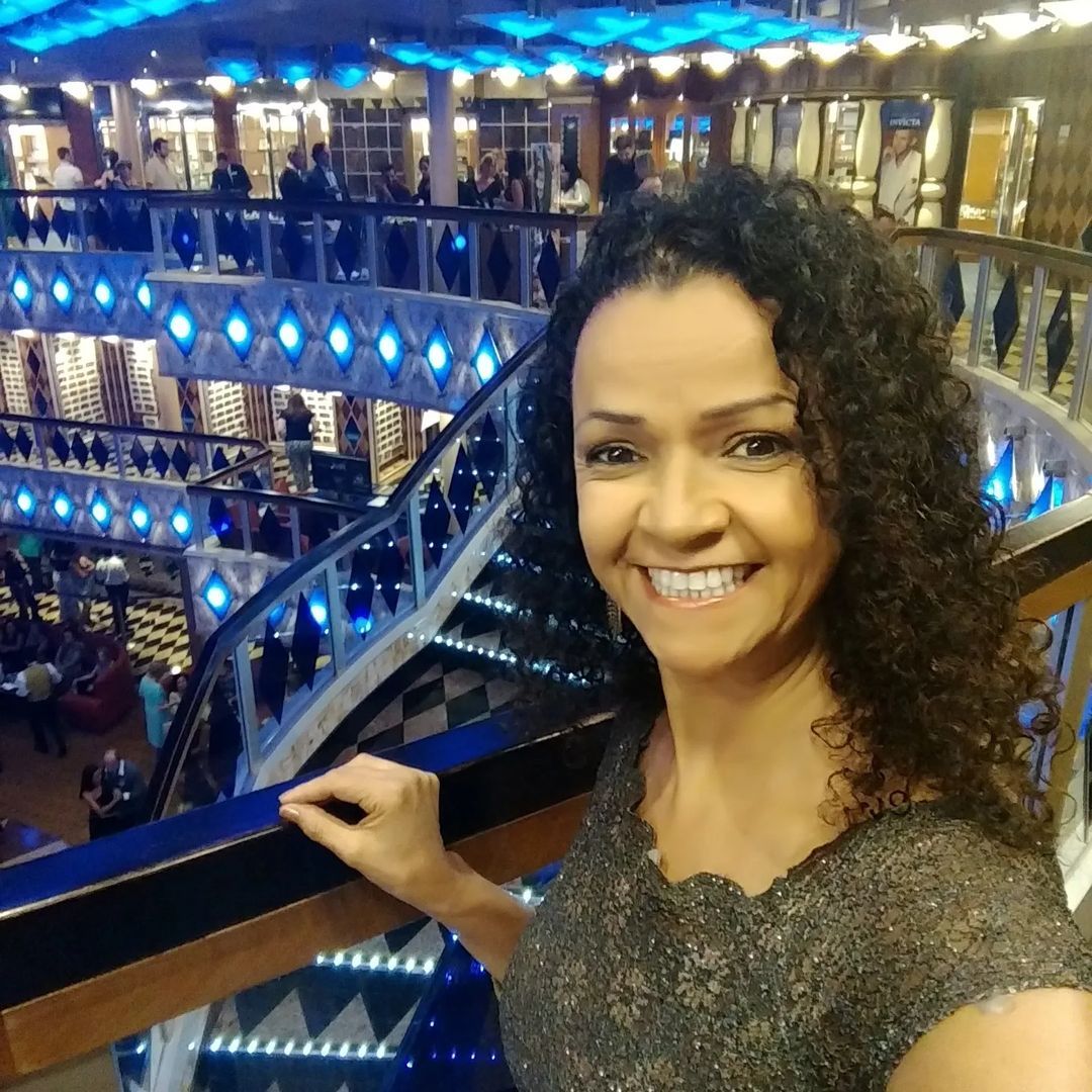 Revista com fotografias de celular - 3