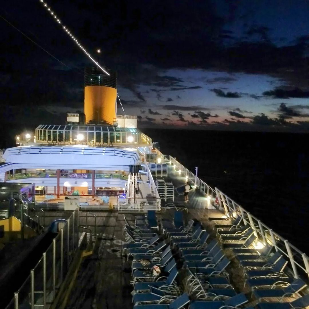 Revista com fotografias de celular - 6