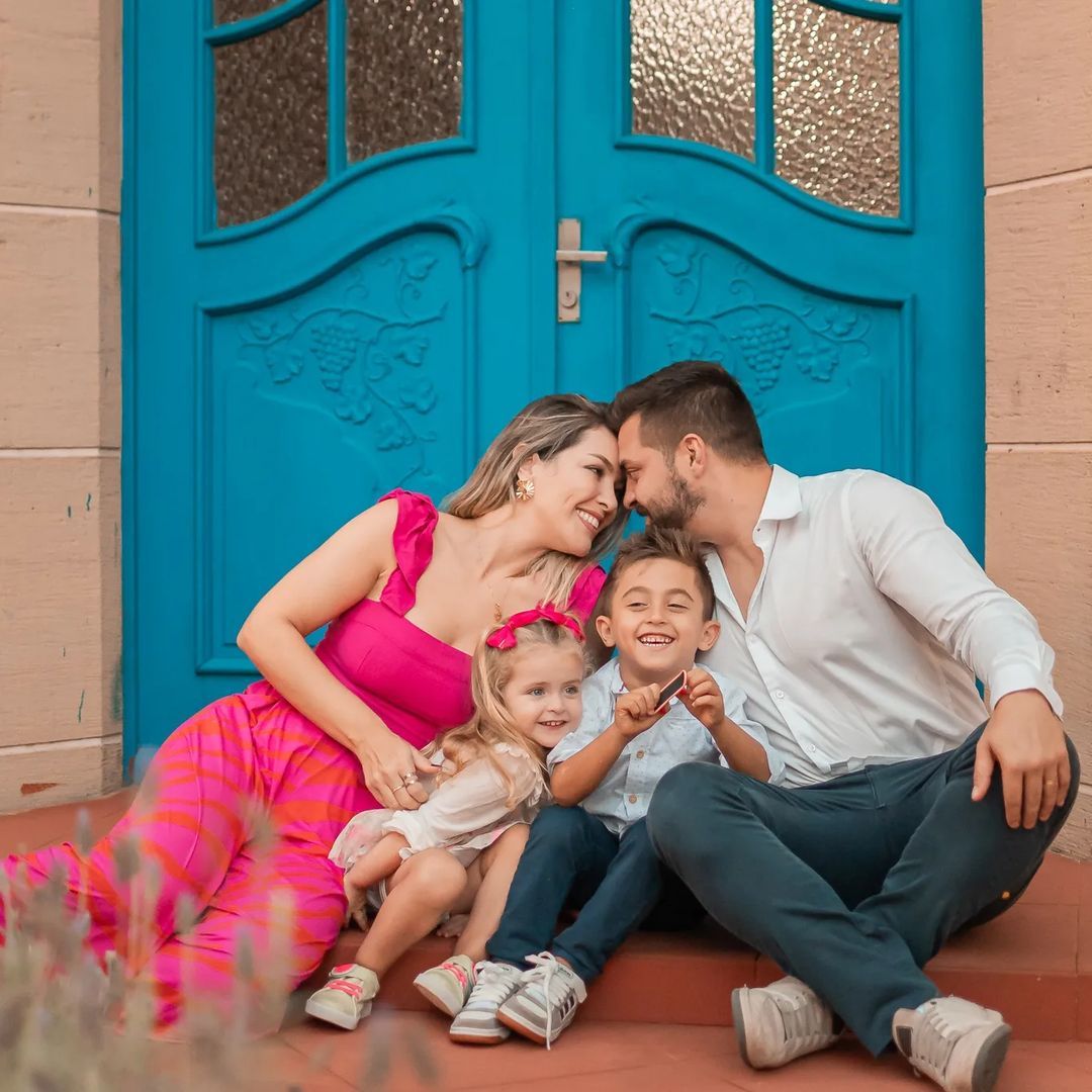 As preciosidades da vida deles vistas pela janela do trabalho da mamãe - 4