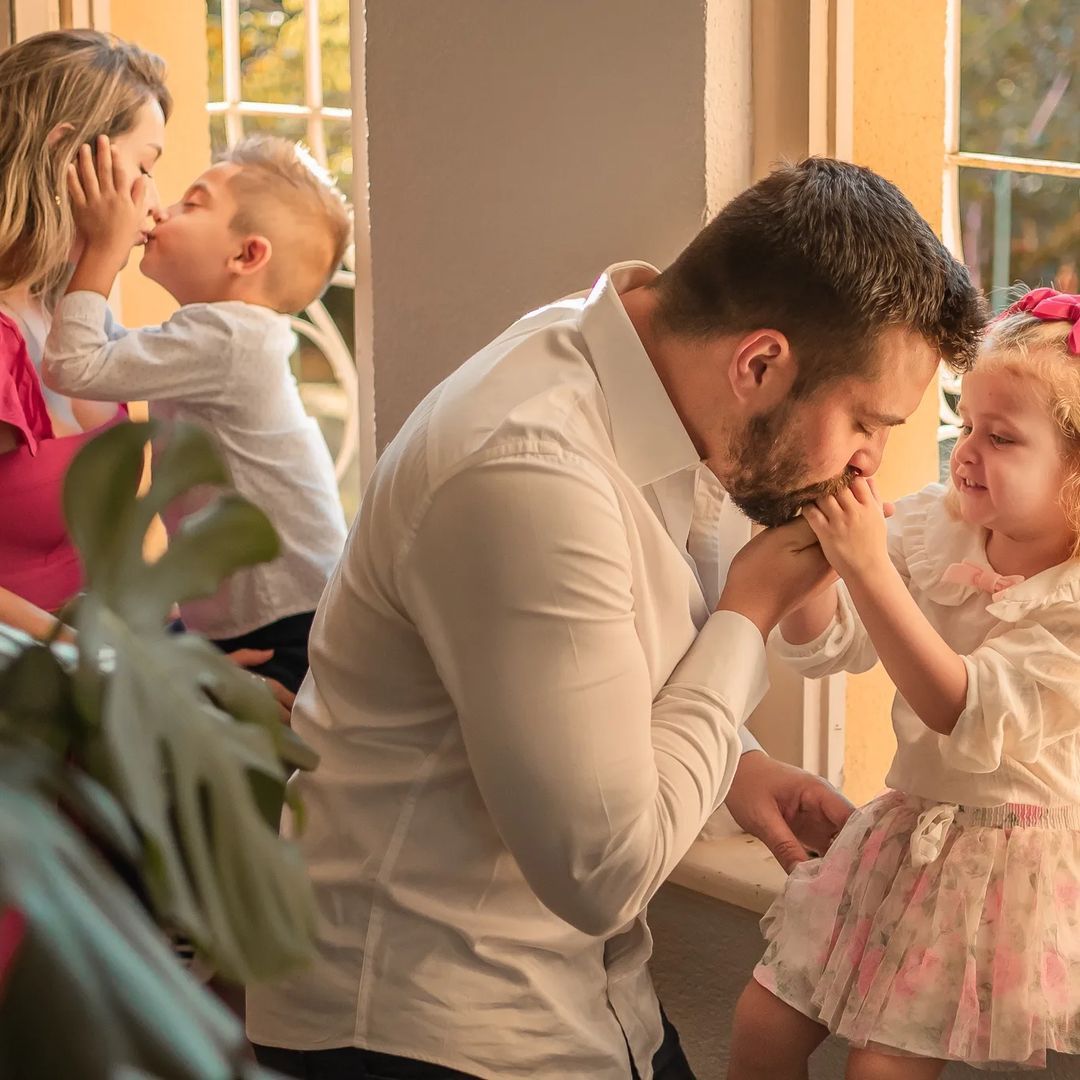 As preciosidades da vida deles vistas pela janela do trabalho da mamãe - 5