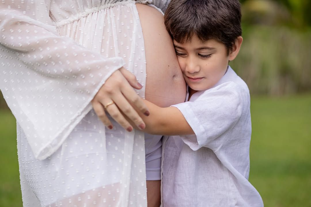 Ensaio Gestante: Eternize a Espera com Fotografias Cheias de Significado - 1