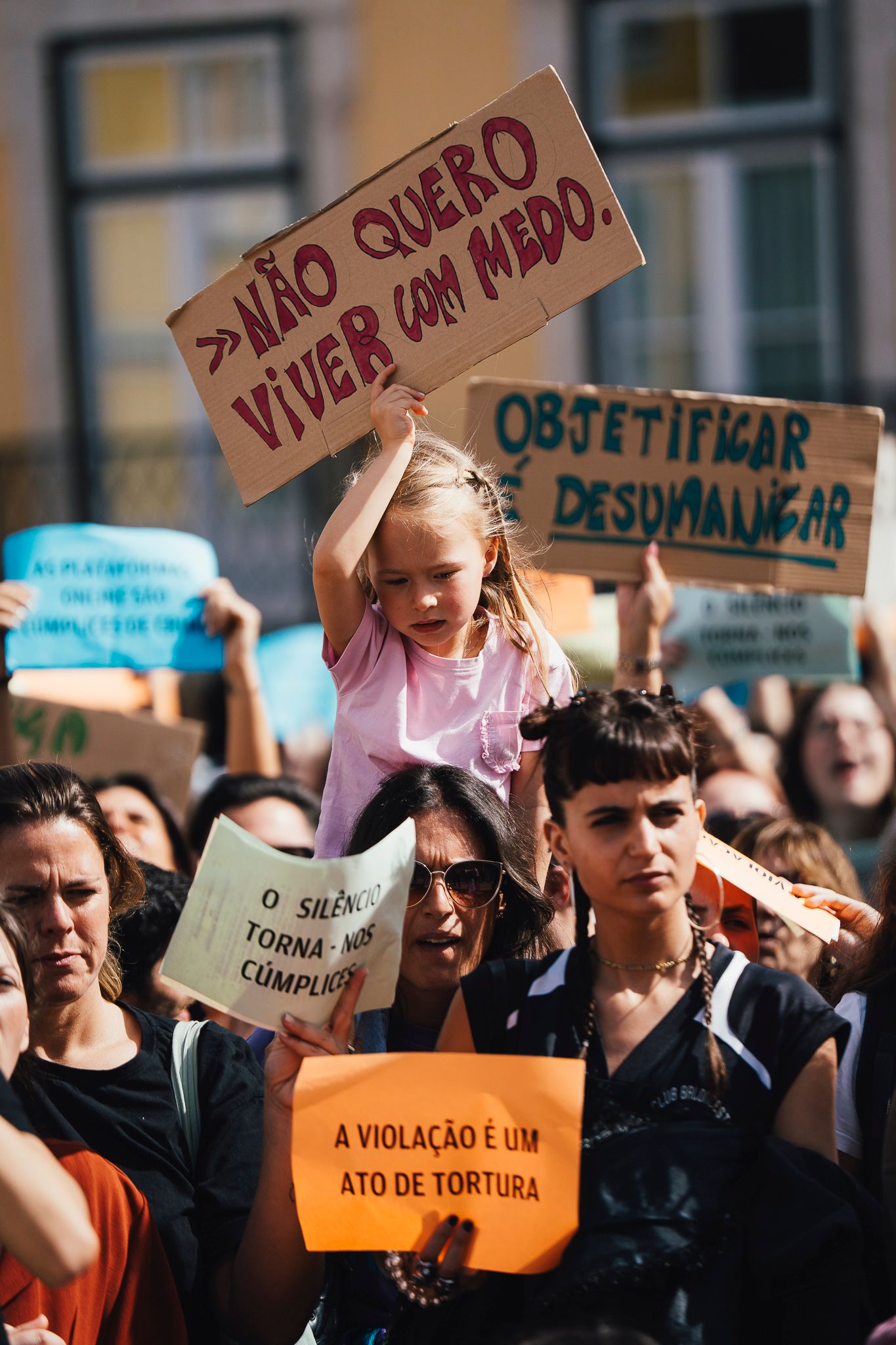 Manifestação "Violação Não Tem Perdão" - 2 - 1
