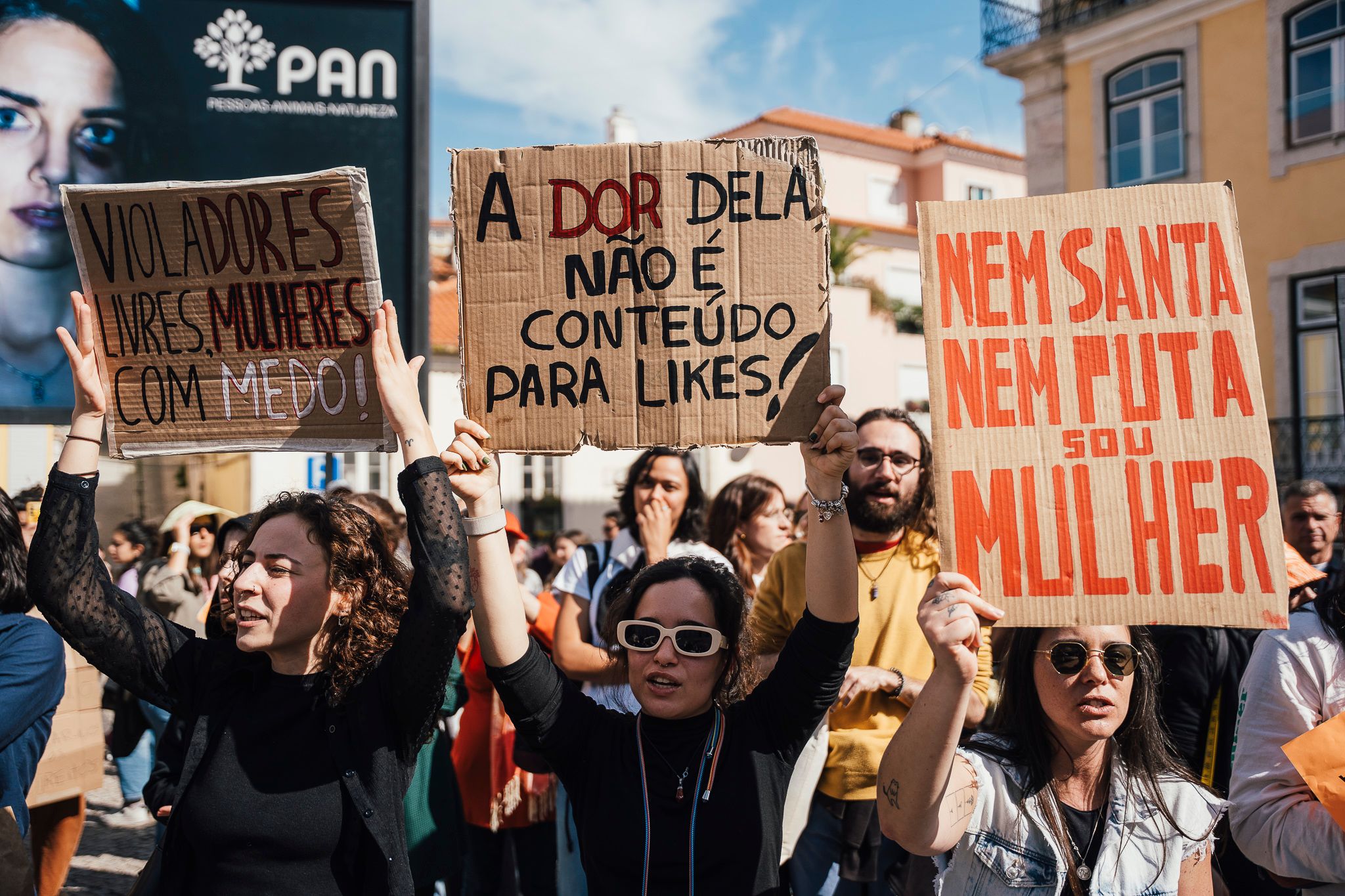 Manifestação "Violação Não Tem Perdão" - 2 - 1