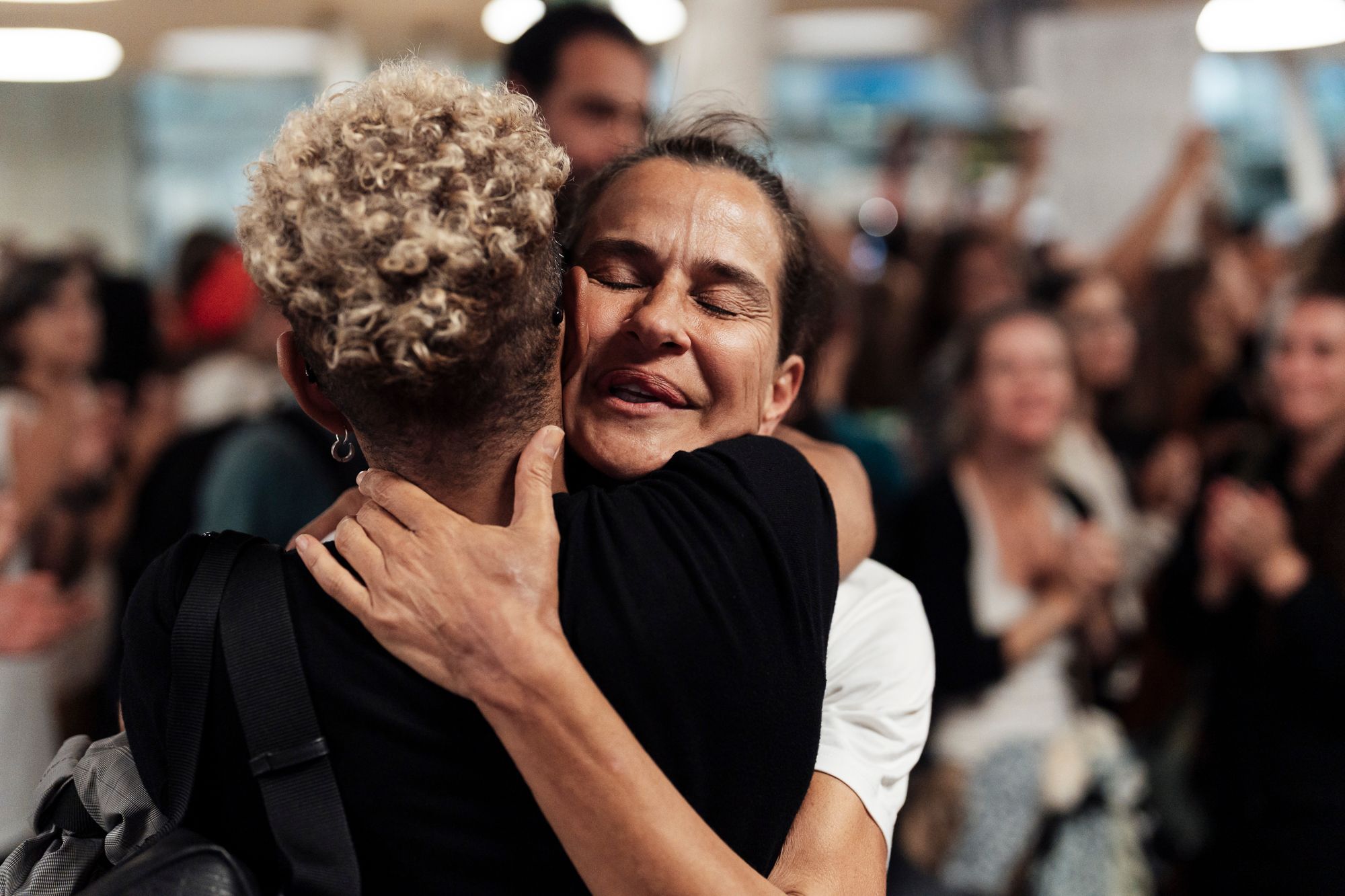 Chegada ao Aeroporto de Lisboa de quatro membros da Flotilha - 1 - 0