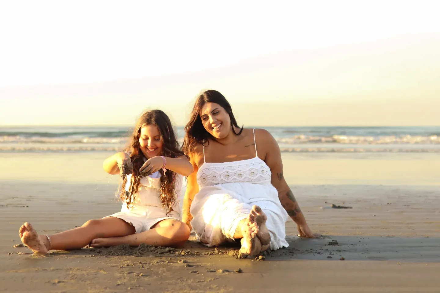 Ensaio Mãe e Filha - Ocian Praia Grande - SP - Nascer do sol praia da ocian - 2