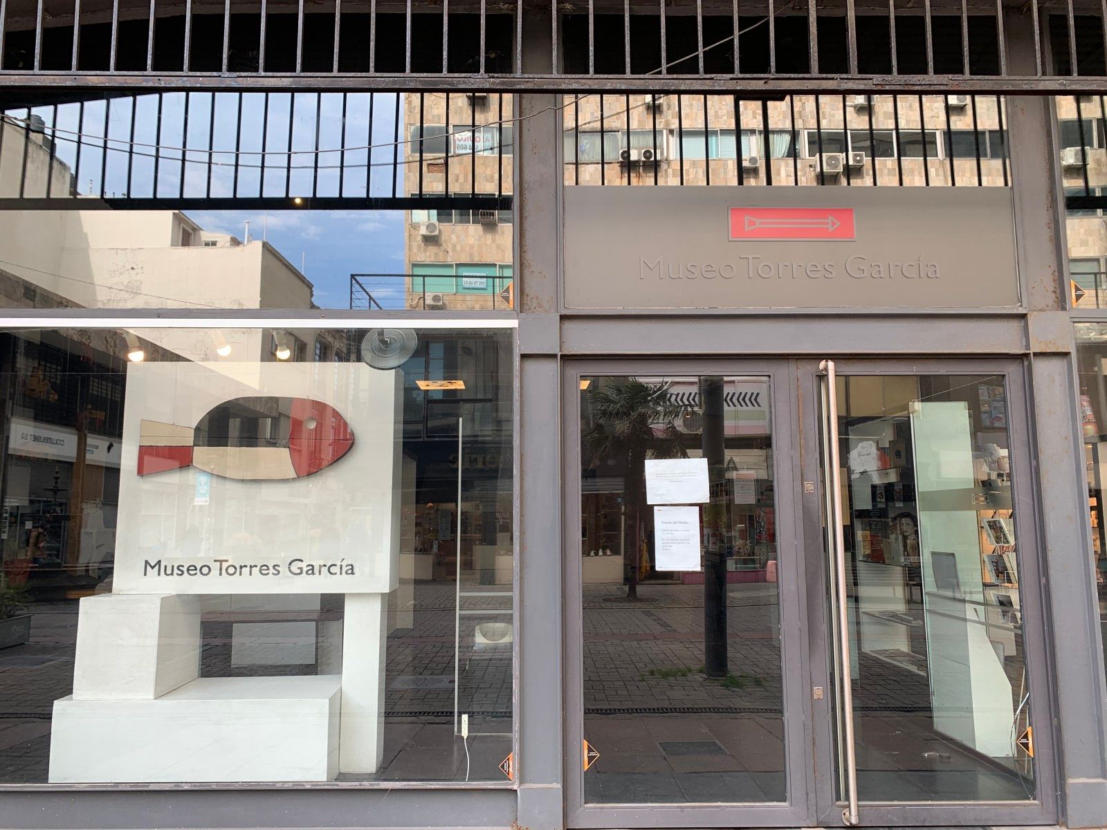 Roteiro pela Cidade Velha: centro histórico de Montevidéu - 19