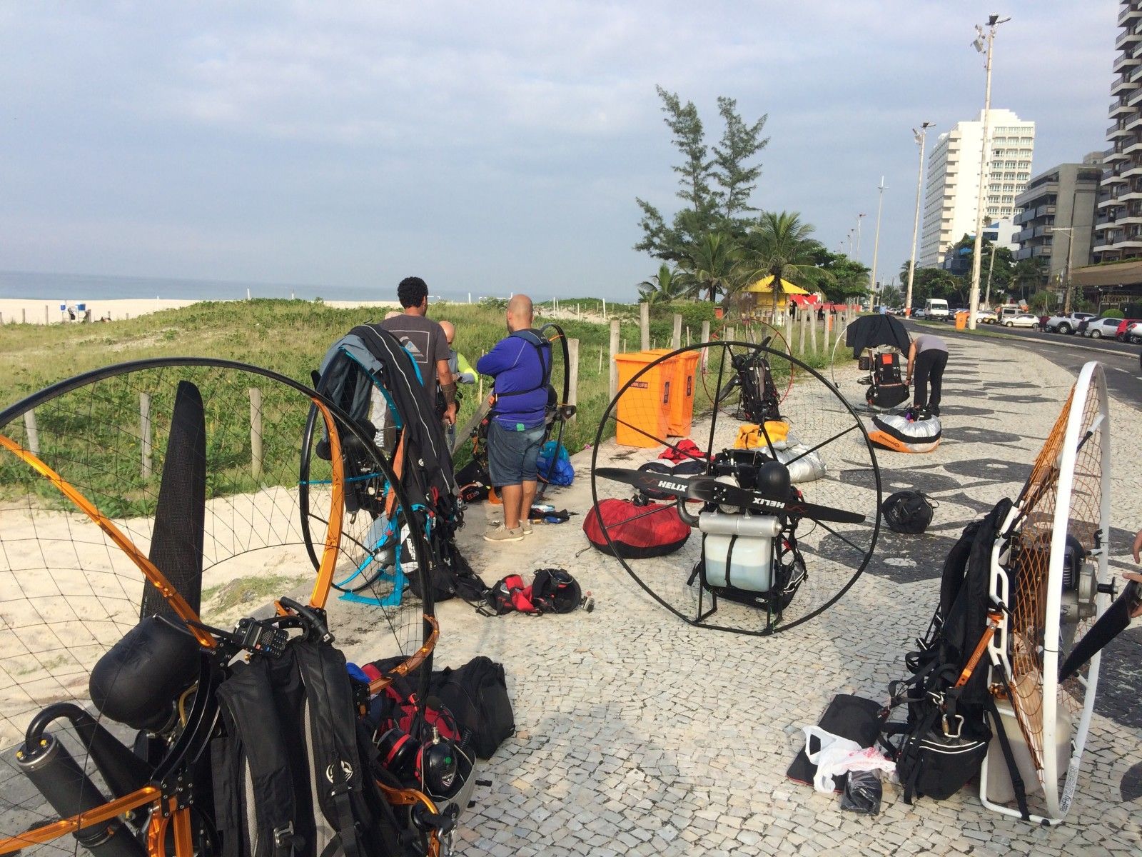 Voando de paramotor no Cristo Redentor - 10