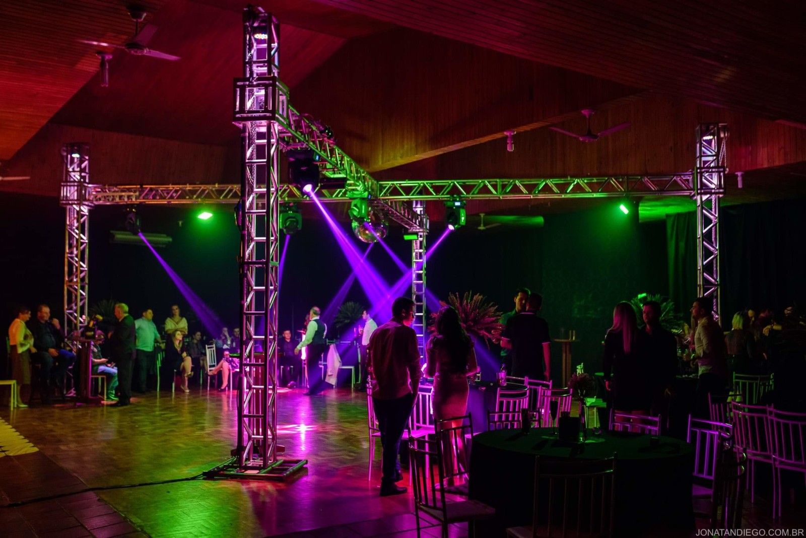 Moderna Iluminação para Pista de Dança - 4