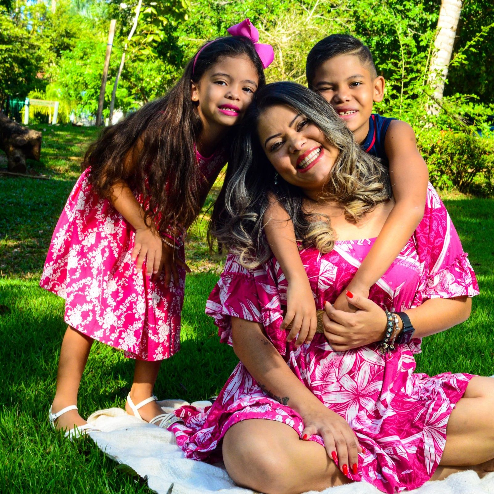 Gabi Martins - Dia das Mães - 2 - 0