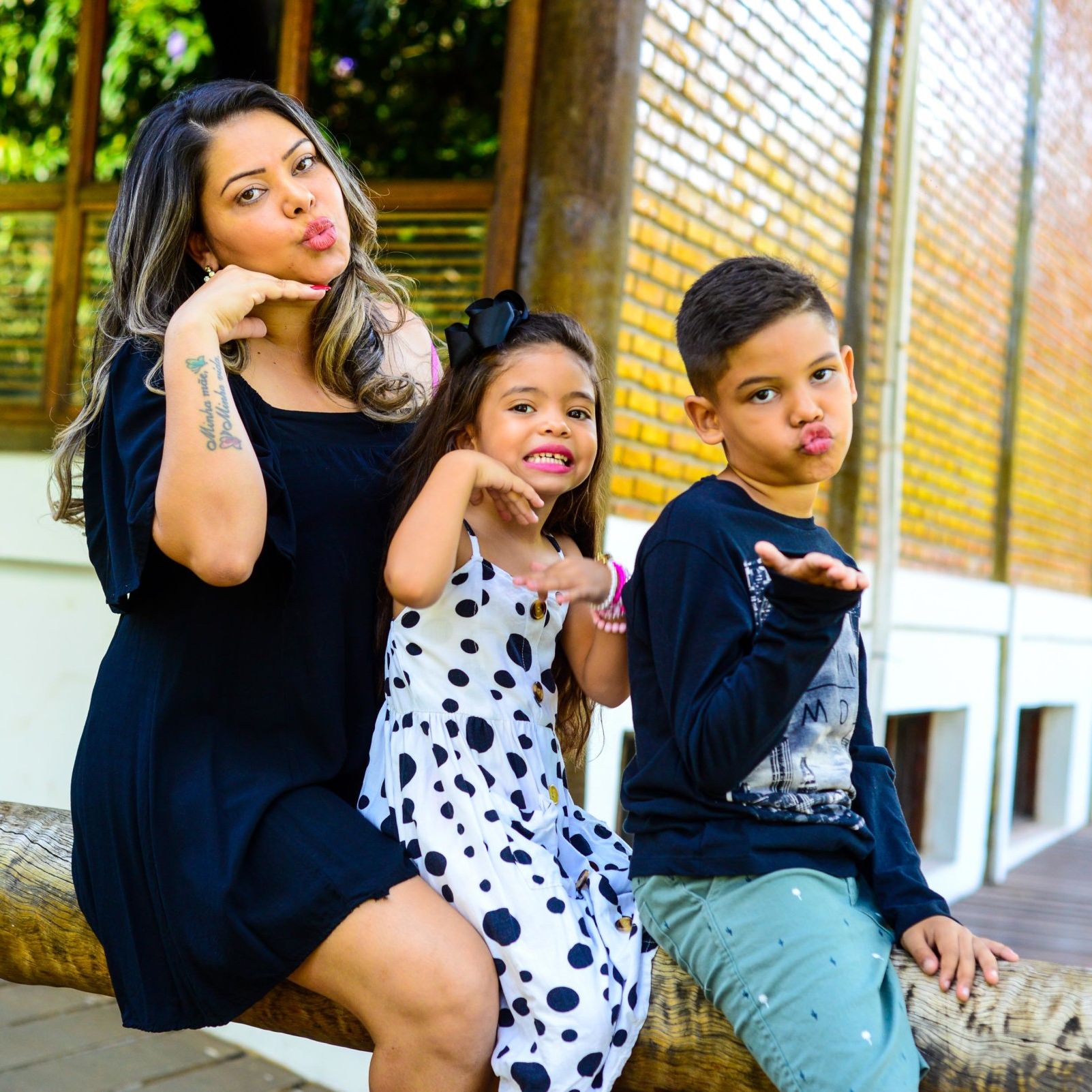 Gabi Martins - Dia das Mães - 2 - 8