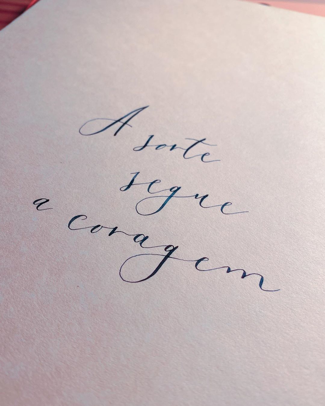 Caligrafia com bico de pena /caligrafia-com-bico-de-pena