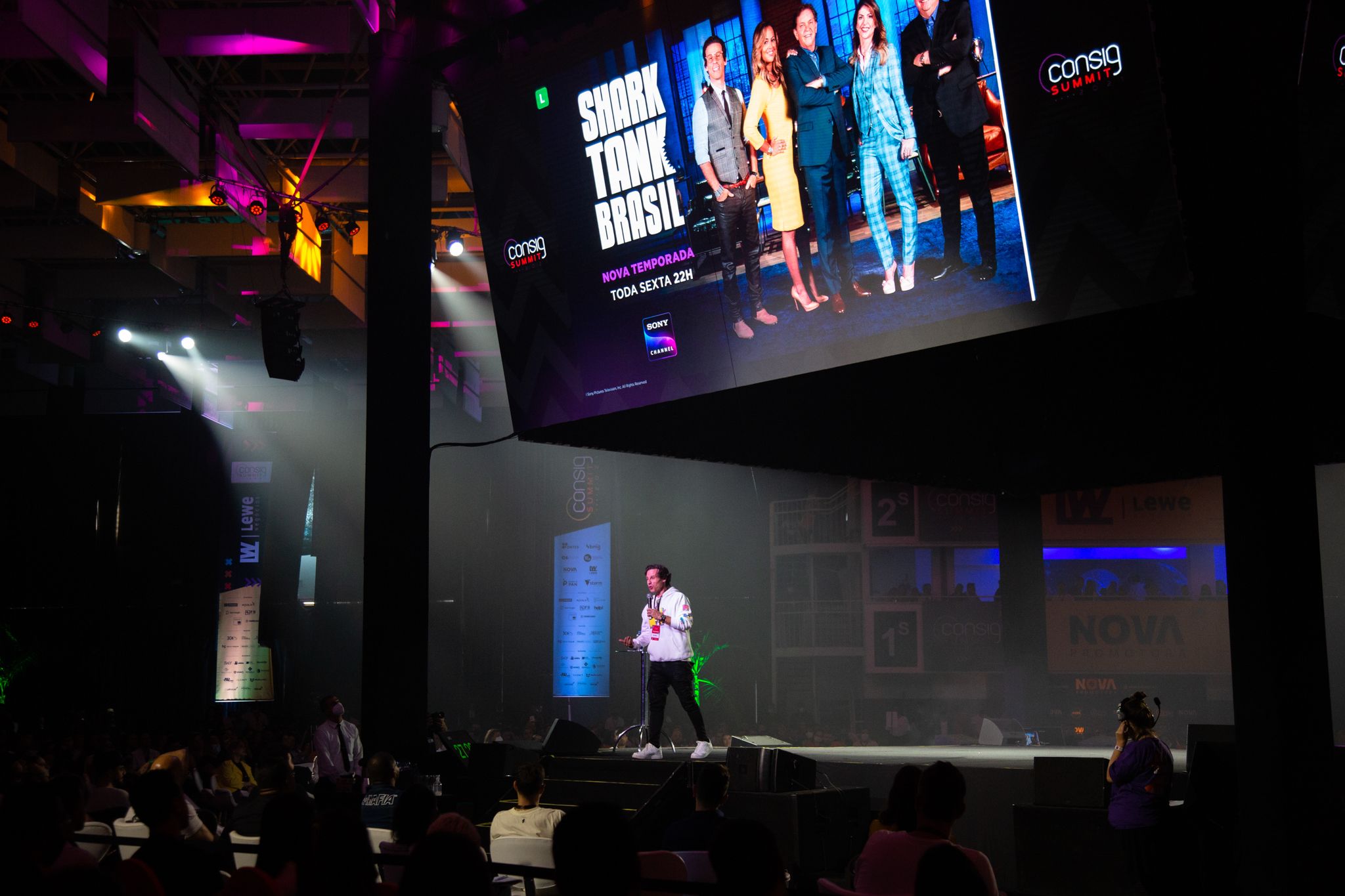 Transformando registro de eventos em arte e registrando marcas de sucesso - Slide 0