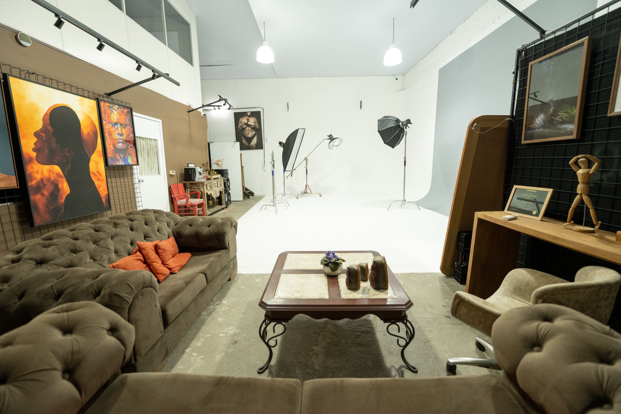 Equipamentos de Última Geração e  Acessórios Diversificados - 1