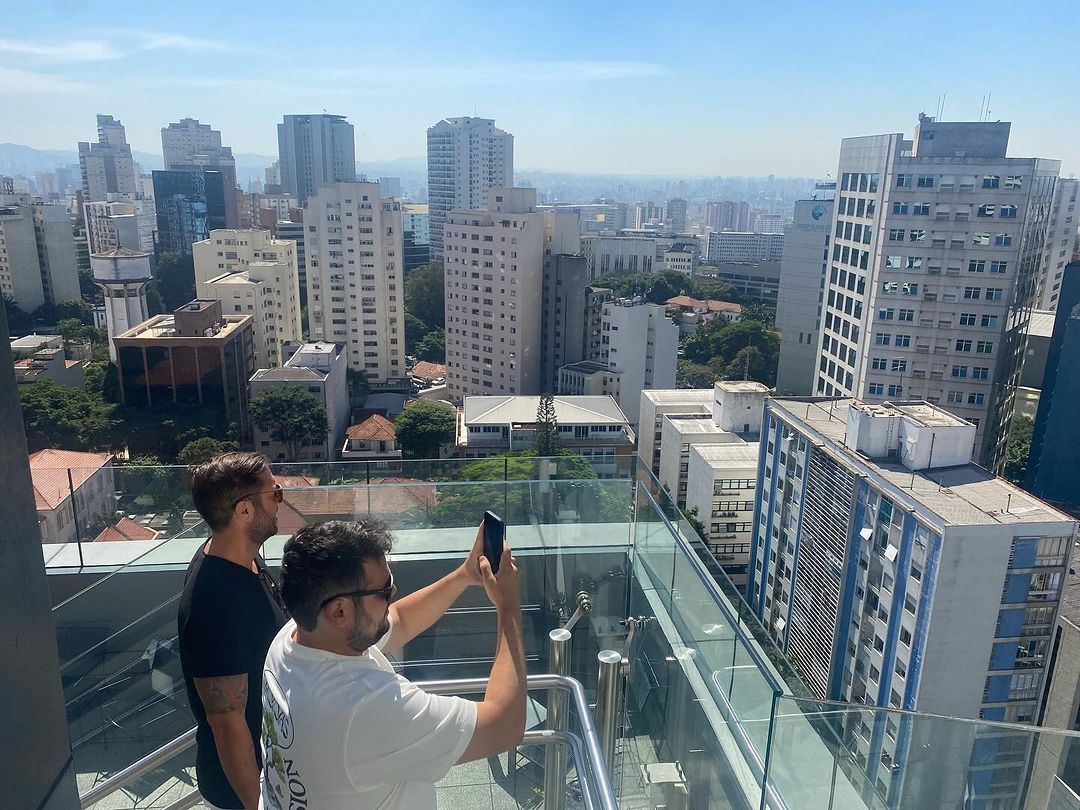 Tours April 2024 - 7 - 0