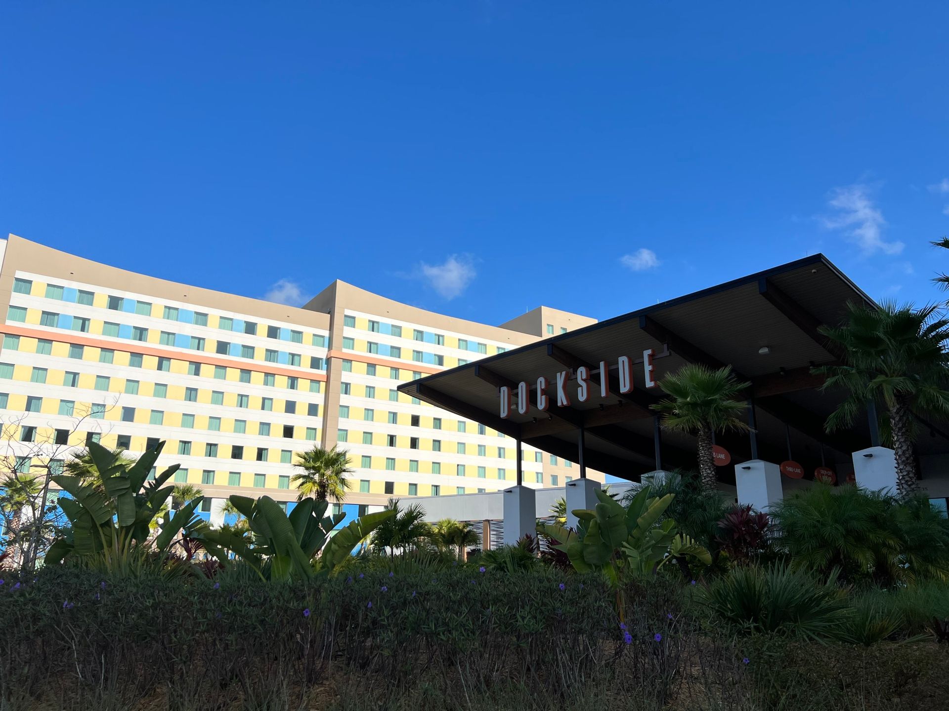 Como é se hospedar no Universal’s Endless Summer Resort - 2