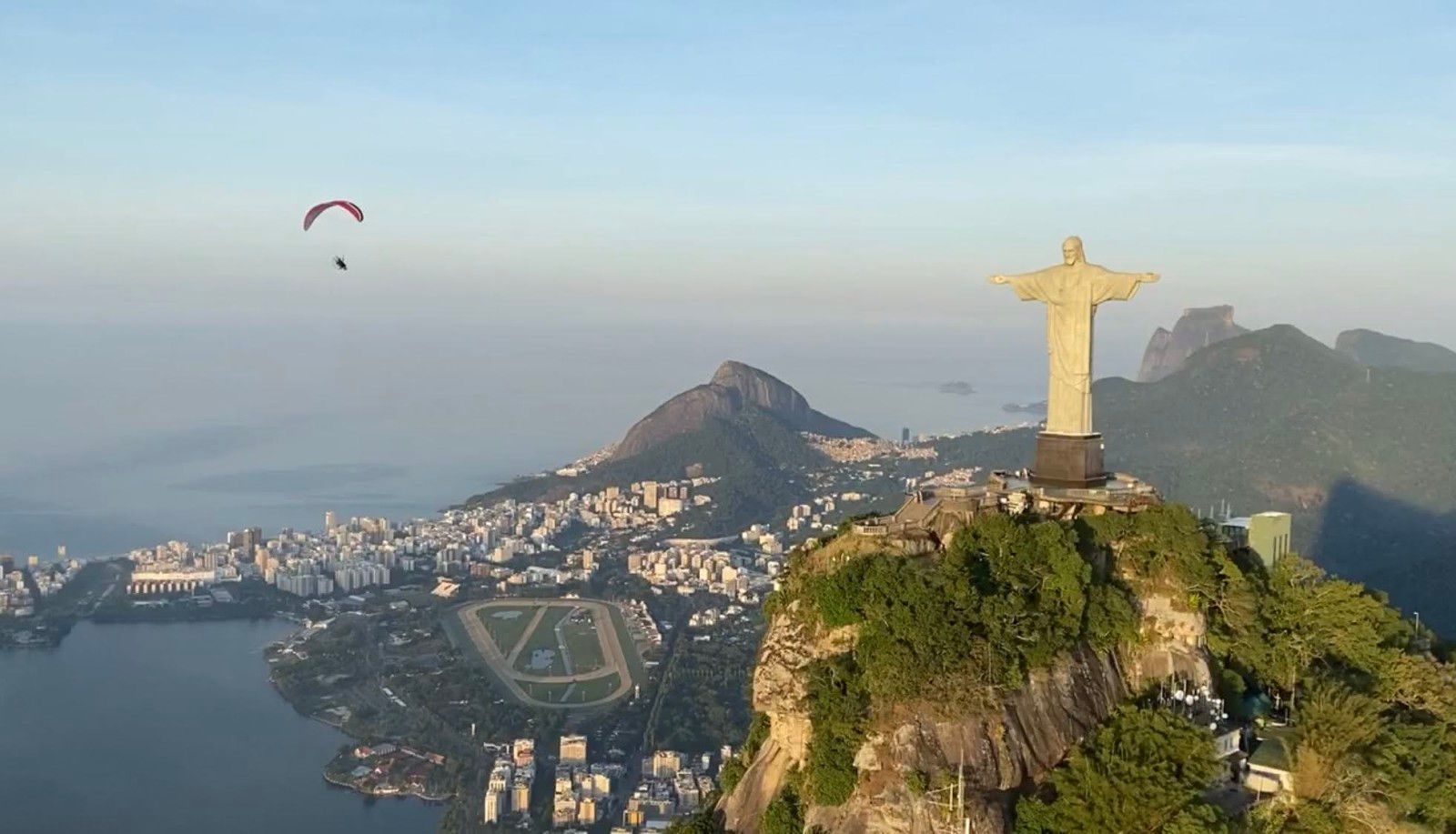 Voando de paramotor no Cristo Redentor - 20 - 3