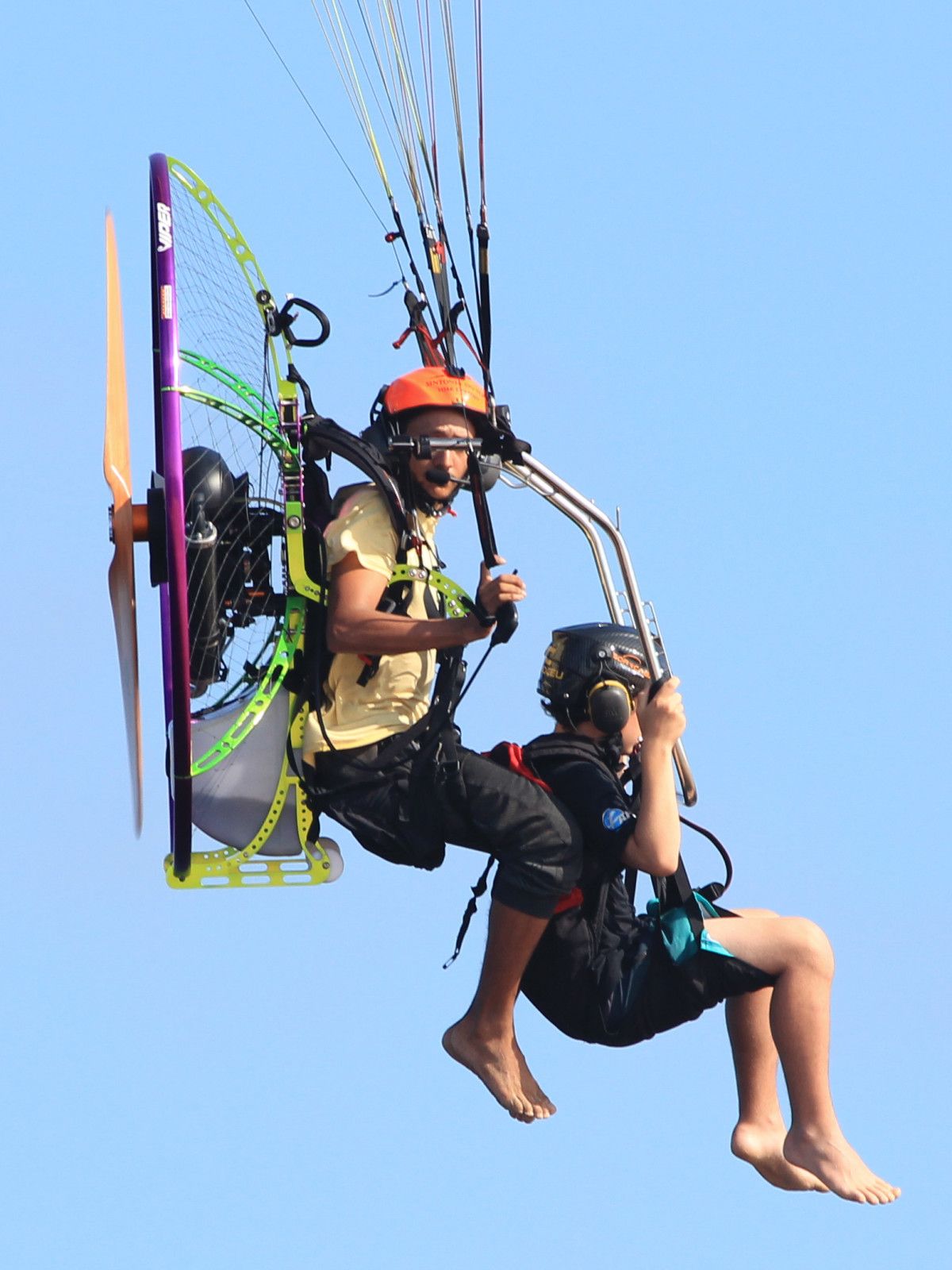 Voos de Paramotor em Alter do Chão, Santarém - PA - 9 - 17