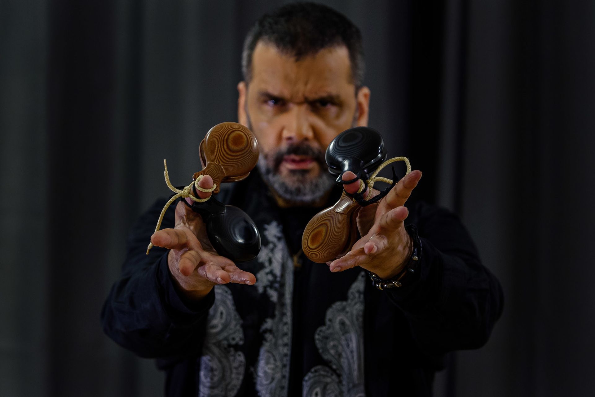 Robinson Gambarra para o Calendário Flamenco 2022 "Ellos por Ellos" - 2 - 6