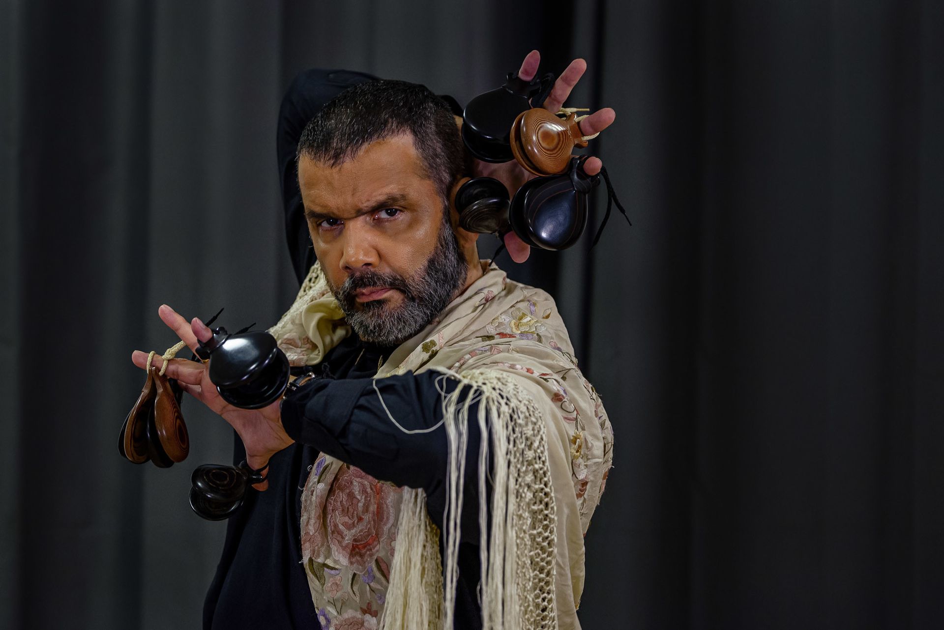 Robinson Gambarra para o Calendário Flamenco 2022 "Ellos por Ellos" - 2 - 3