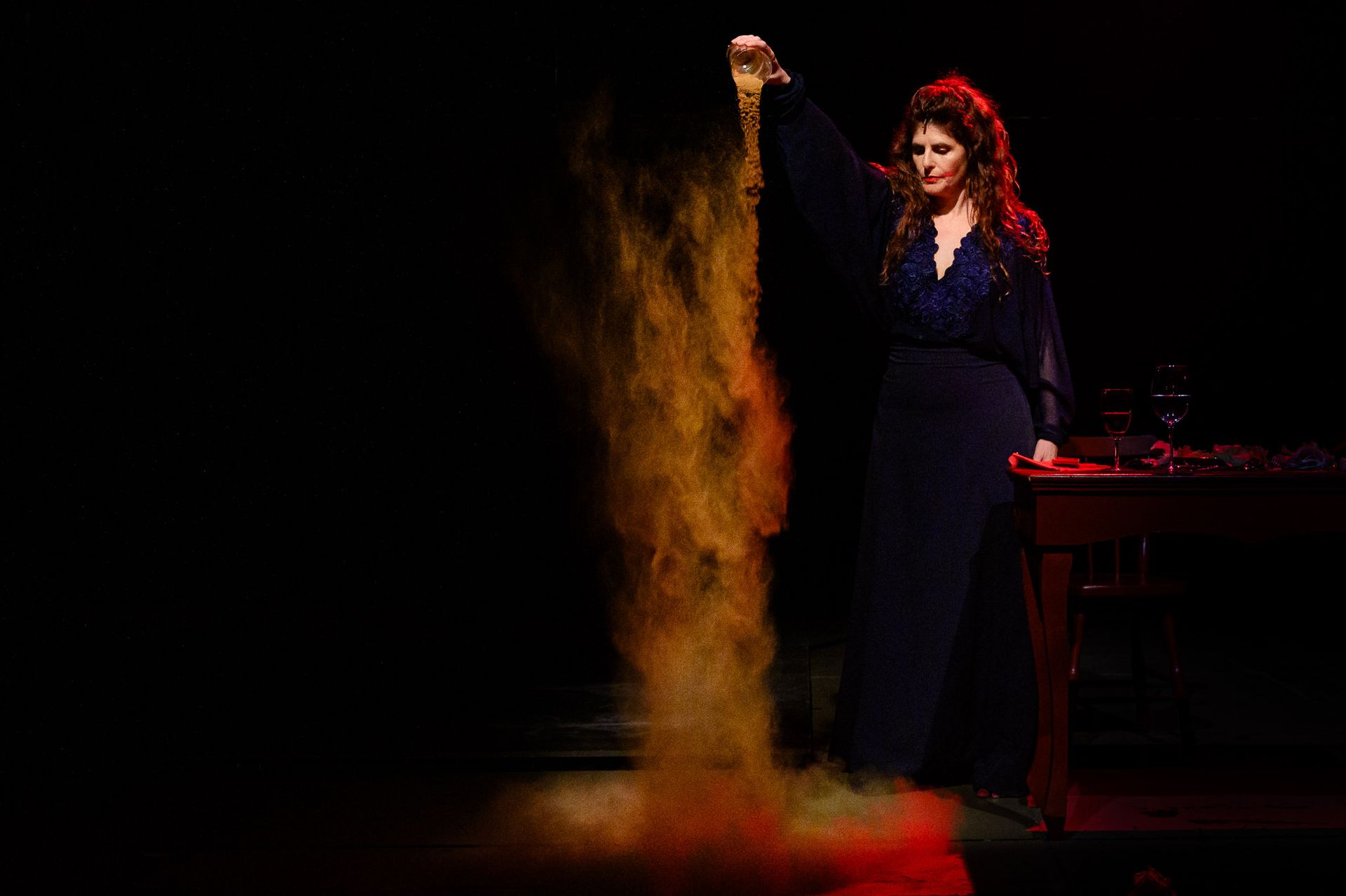 Espetáculo A Borboleta e o Cubo de Vidro - Ale Kalaf - 2 - 24