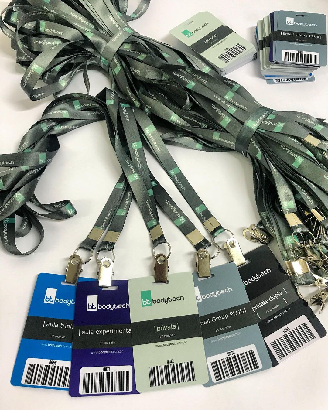 Crachás e cartões de PVC - 2 - 2