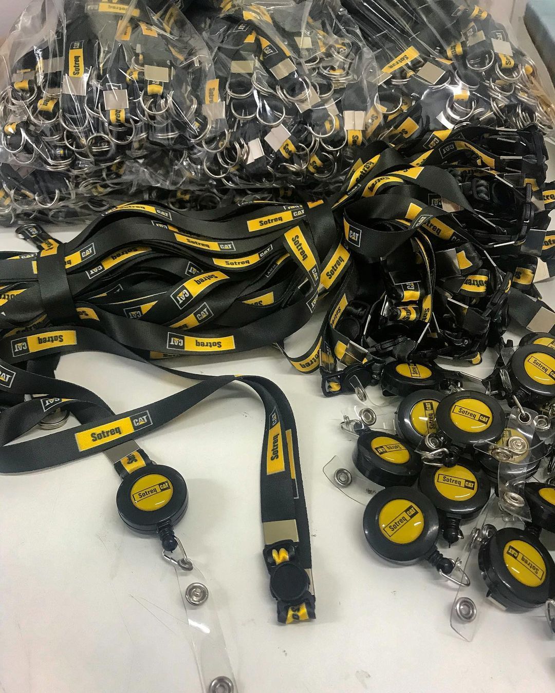 Clip Retrátil personalizado - 2 - 4