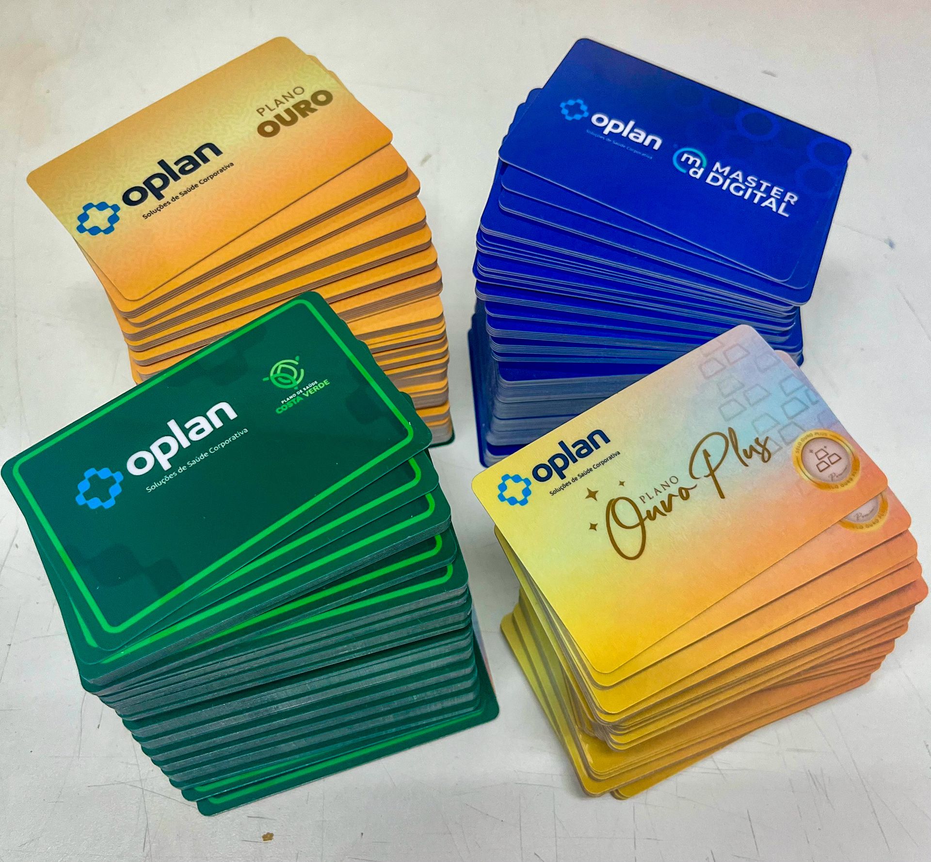 Crachás e cartões de PVC - 2 - 0