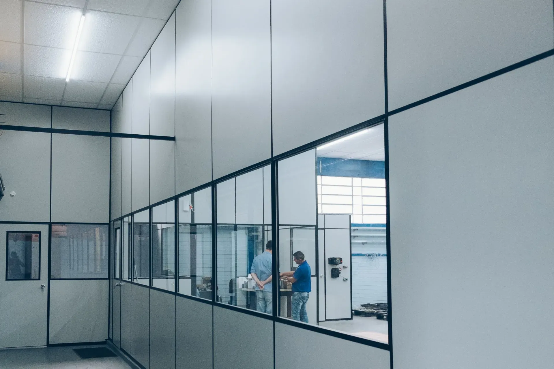 Decoville Divisórias e Forros EPS - Slide 0