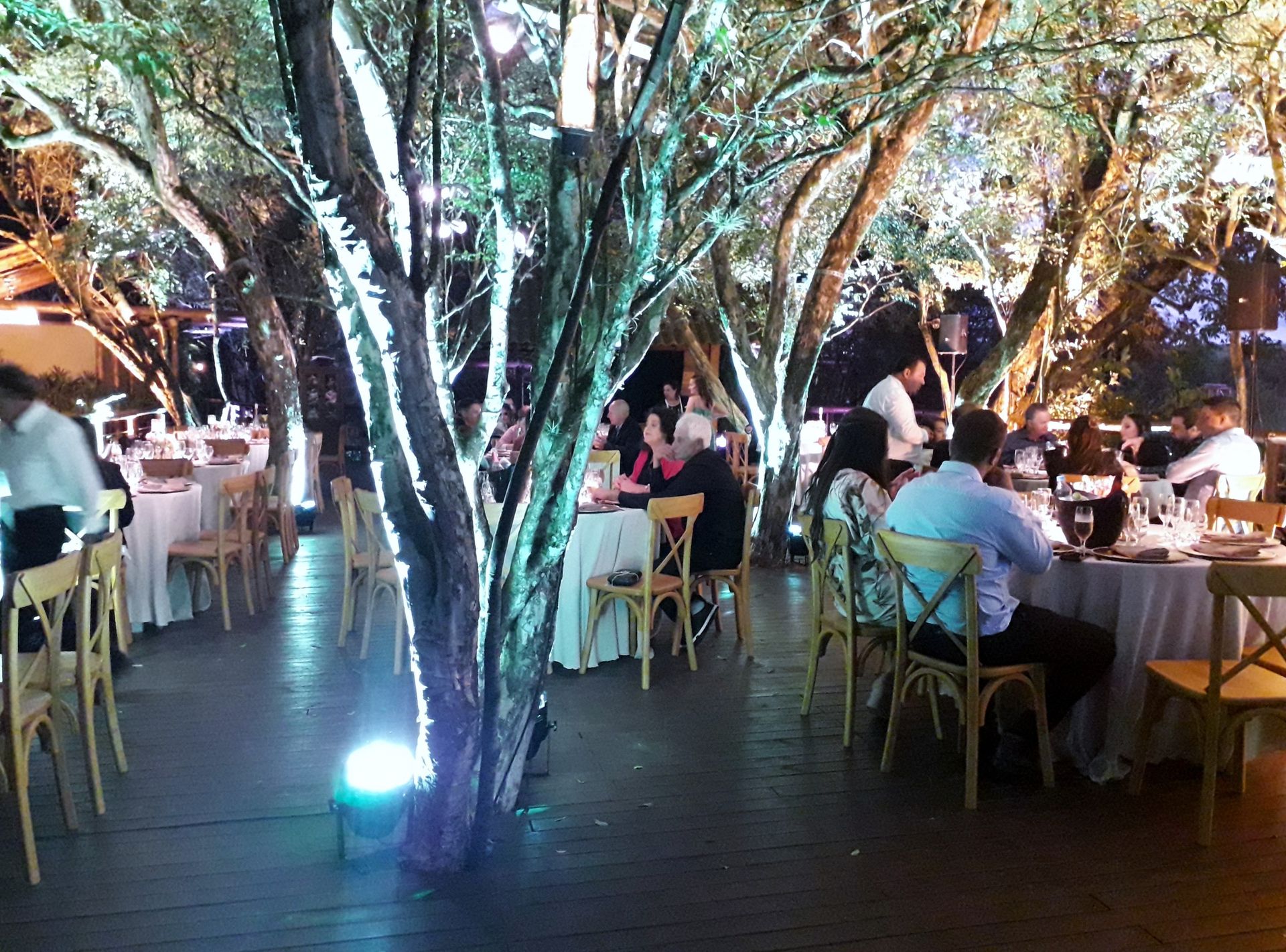 Iluminação Cênica para Decoração - 12