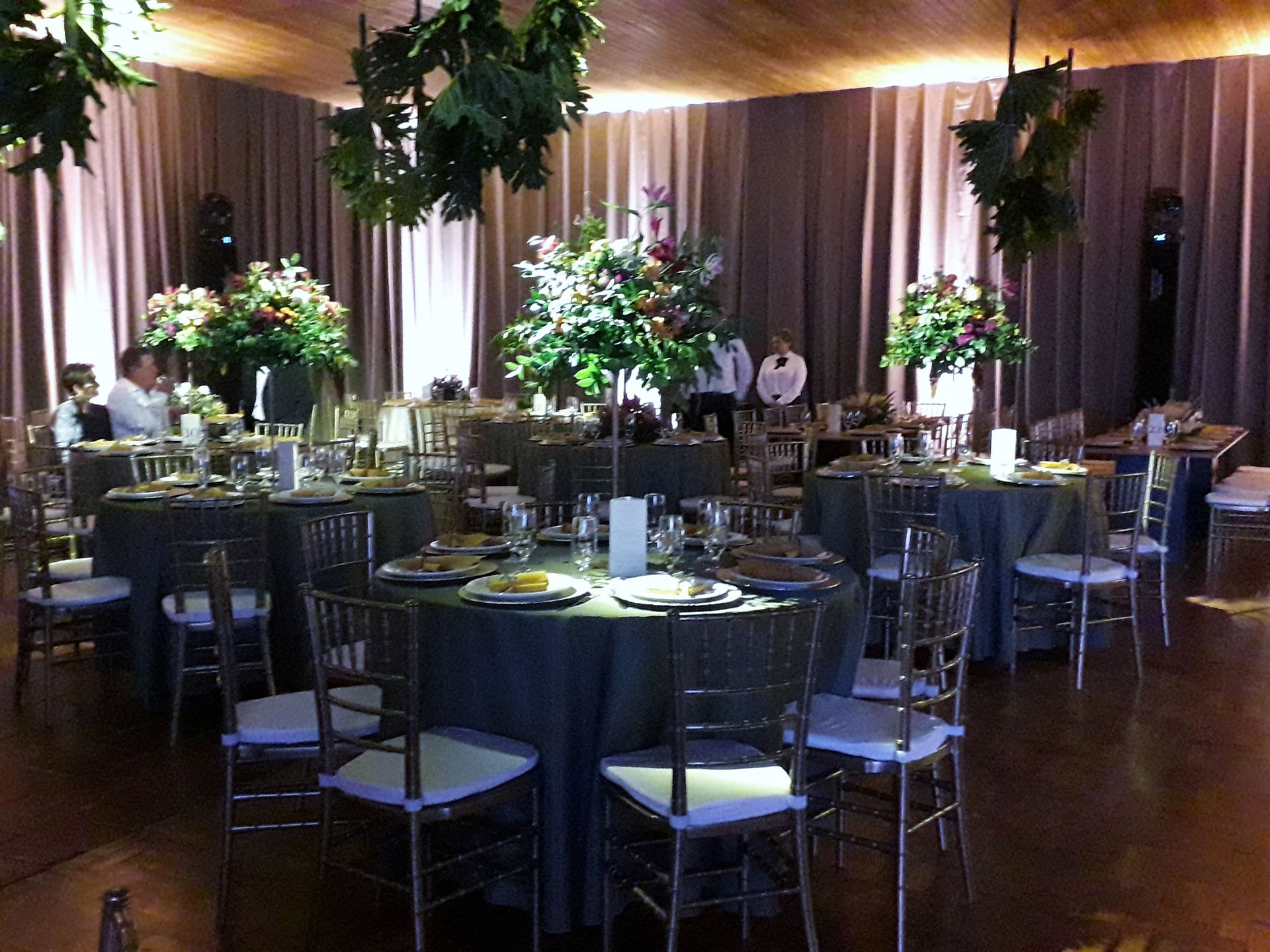 Cadeiras Tiffany Douradas - 7