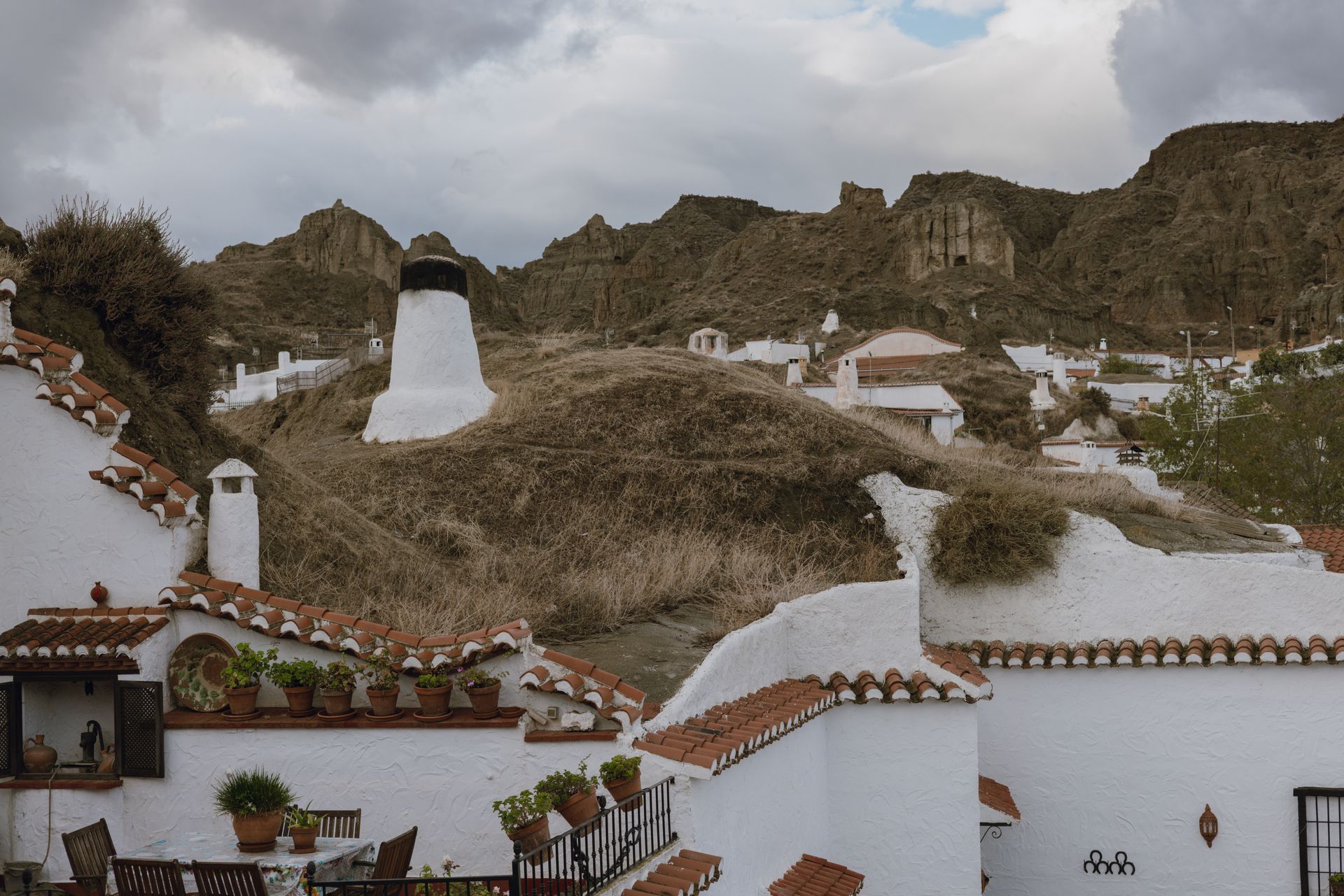 Dentro da Terra: Arquitetura Escavada em Guadix - 19