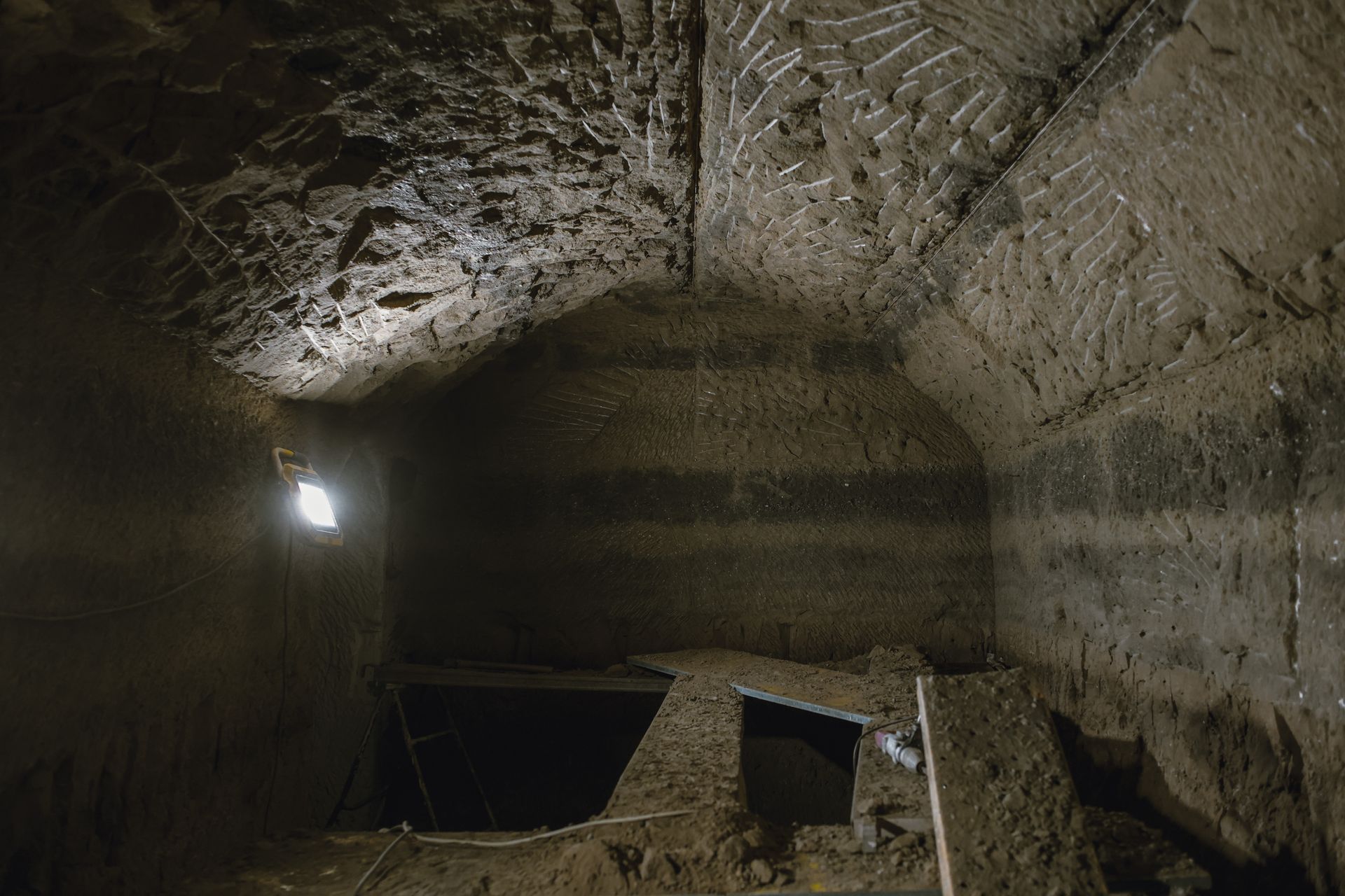 Dentro da Terra: Arquitetura Escavada em Guadix - 16