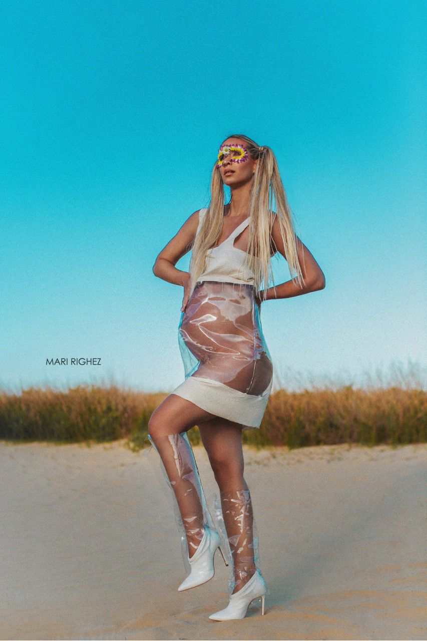 Project Pregnancy Concept - Newsixties - 9 - 4