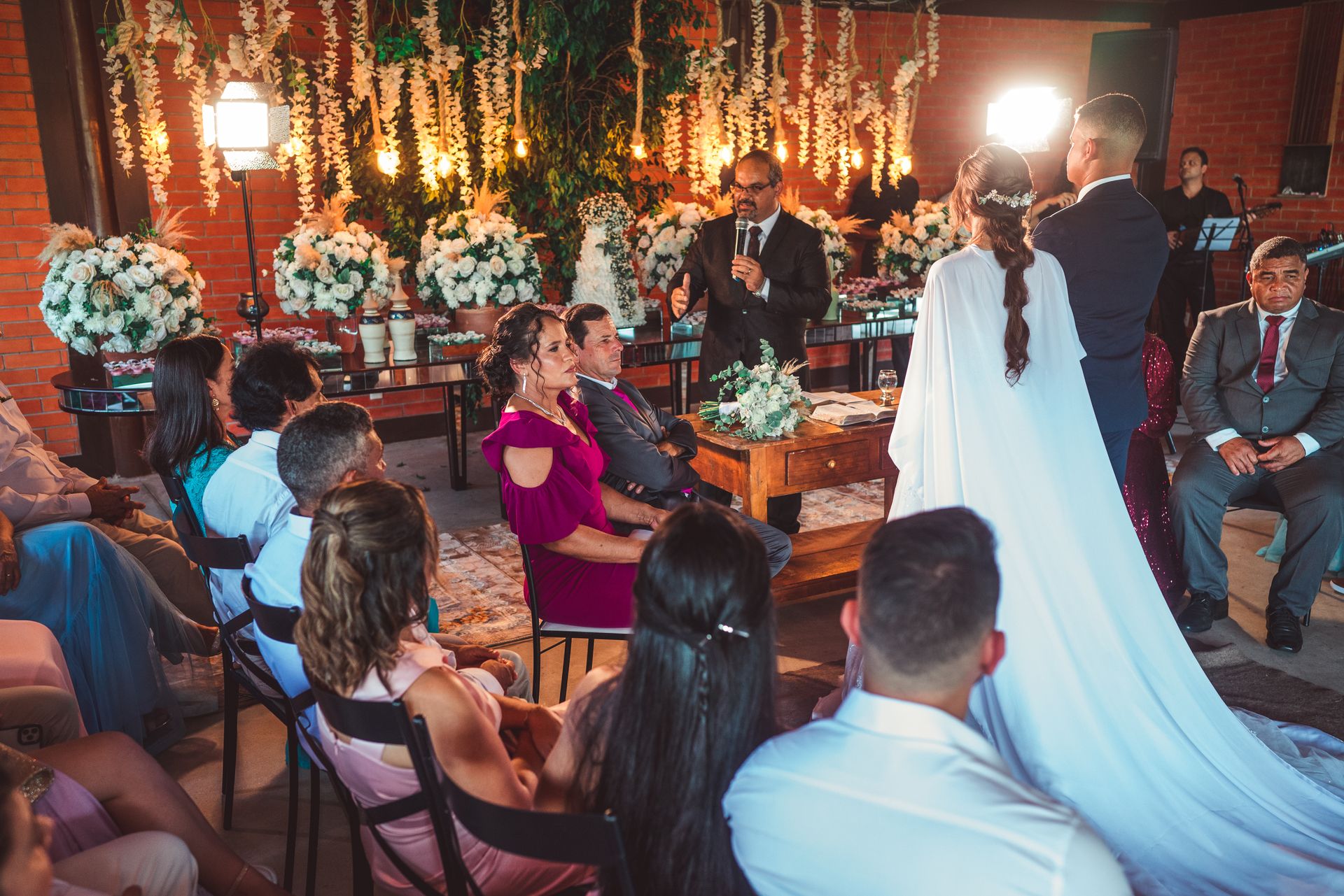 CASAMENTO EM BELO ORIENTE - 2 - 18