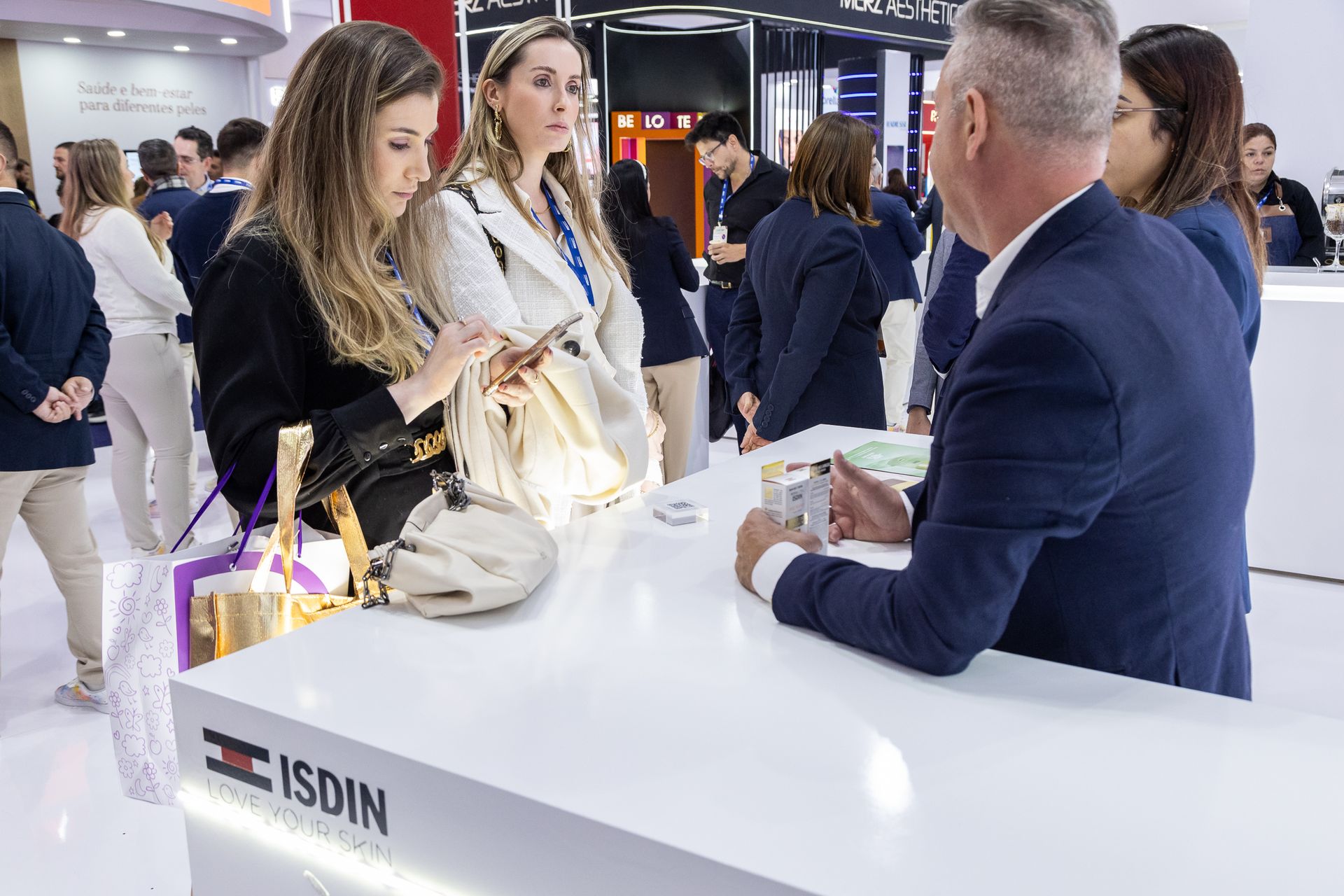 34 º Cobertura fotográfica do Congresso Brasileiro de Cirurgia Dermatológica  - SBCD Curitiba - PR com ISDIN - 2 - 69