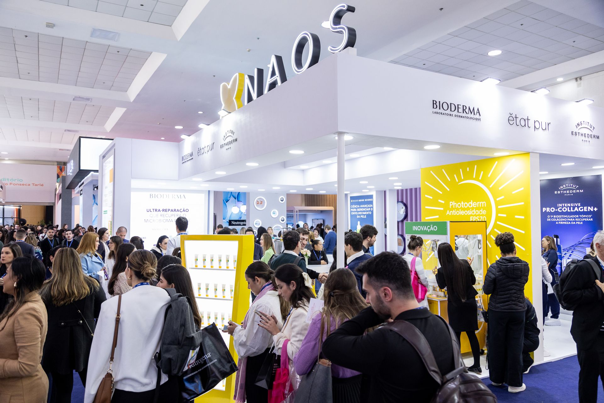 34 º Cobertura fotográfica do Congresso Brasileiro de Cirurgia Dermatológica  - SBCD Curitiba - PR com NAOS - 2 - 39