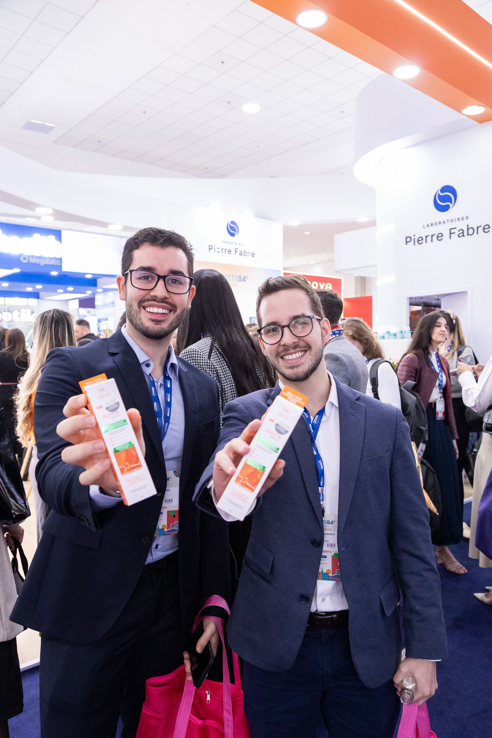 34 º Cobertura fotográfica do Congresso Brasileiro de Cirurgia Dermatológica  - SBCD Curitiba - PR com Pierre Fabre - 2 - 63