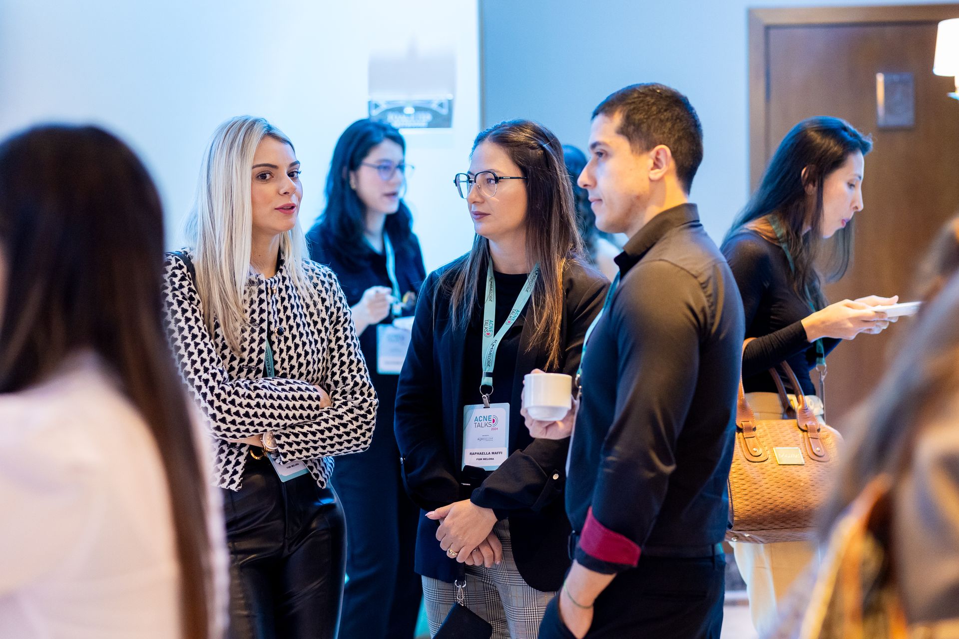 ACNE TALKS - FQM Melora - São Paulo - SP - GRAN Stanplaza - 2 - 14