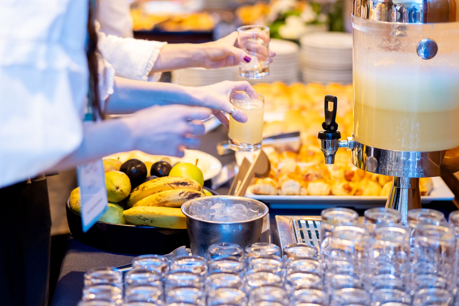 ACNE TALKS - FQM Melora - São Paulo - SP - GRAN Stanplaza - 2 - 18