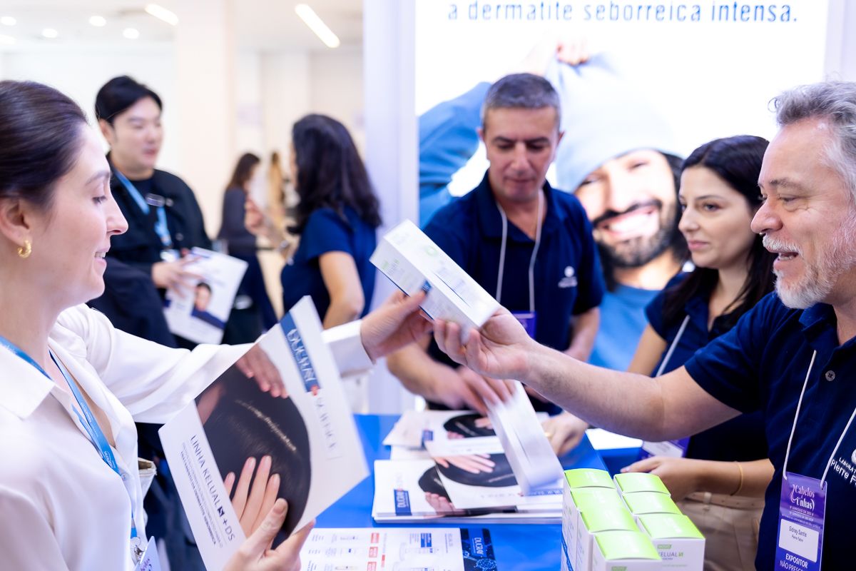 SBD - Cabelos e Unhas - SP - Pierre Fabre - 2 - 46