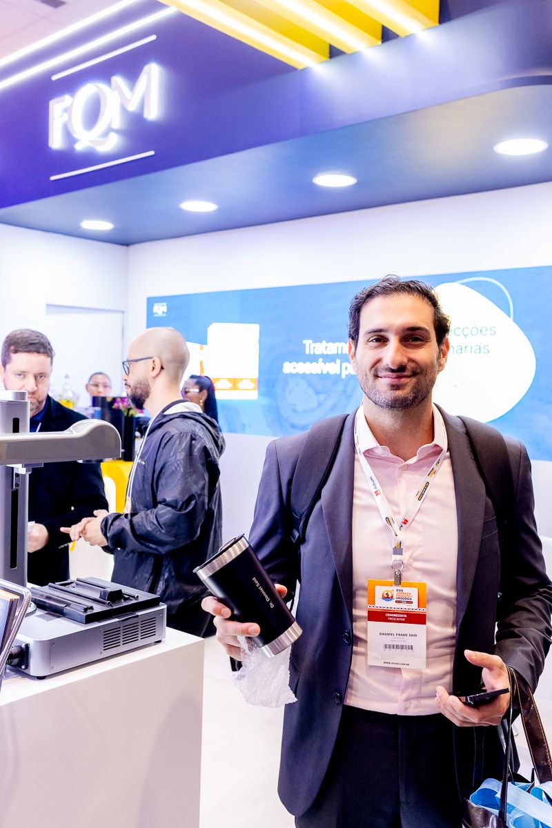 XVIII Jornada Paulista de Urologia - Santos - SP - FQM - 2 - 33