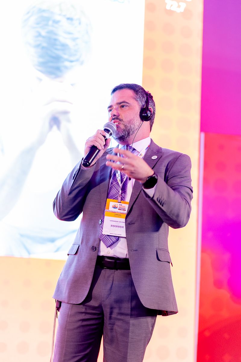 XVIII Jornada Paulista de Urologia - Santos - SP - FQM - 2 - 45