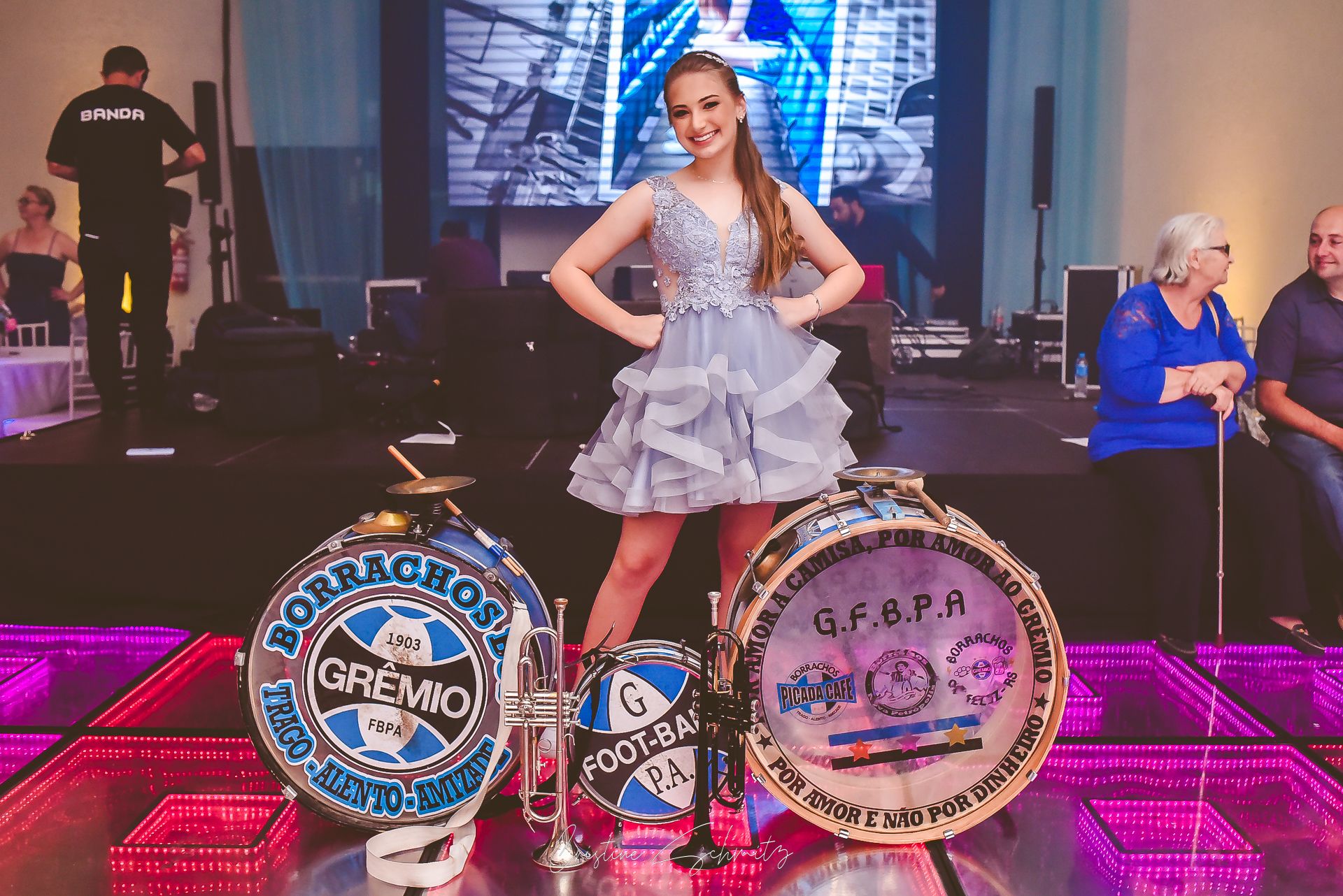 Ana Carolina - 15 anos - 2 - 1